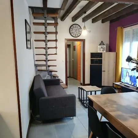 Apartment Le Loft Montargis Gien Maison De *